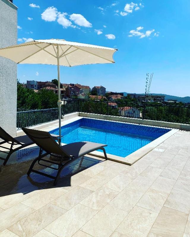 Apartman Iva Τίβατ Εξωτερικό φωτογραφία
